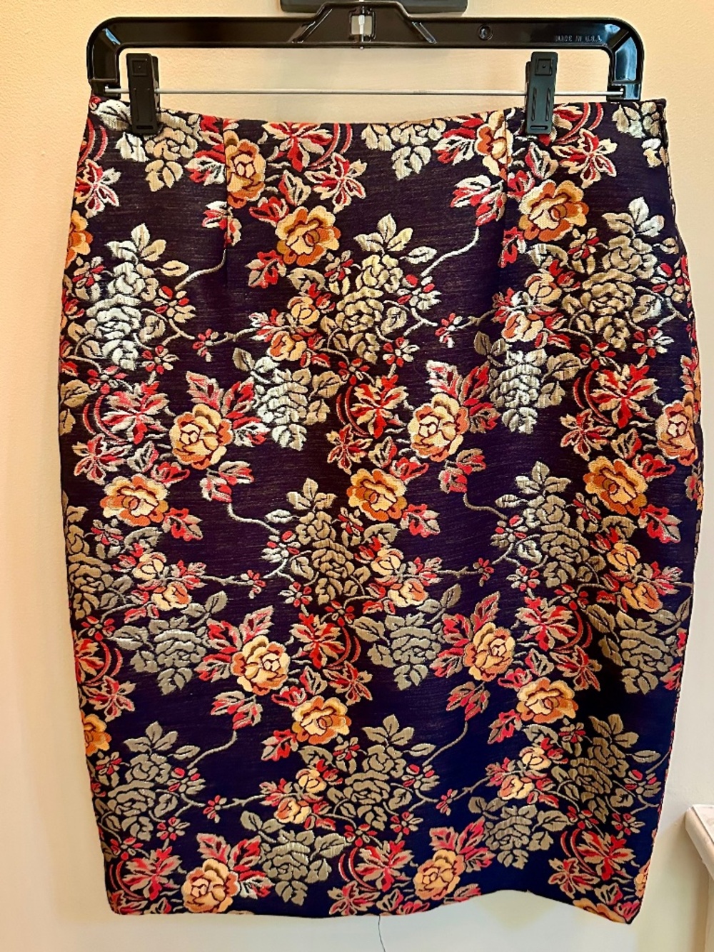 Formal Brooks Brothers gold/black floral pencil skirt, Italian brocade, size 6